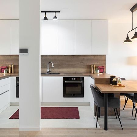 Stylish 2Bdr Apartment- Free Garage Zagreb Luaran gambar