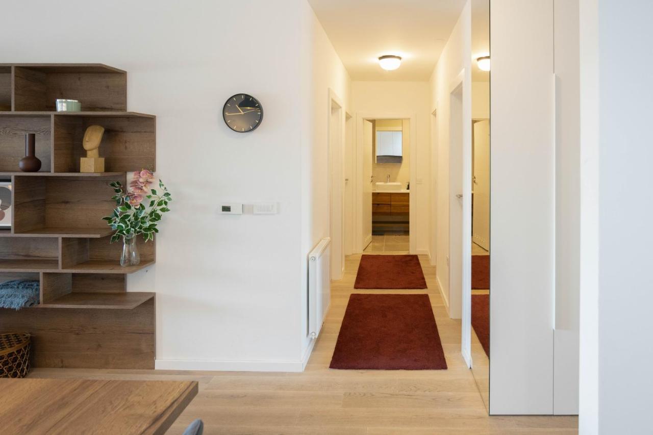 Stylish 2Bdr Apartment- Free Garage Zagreb Luaran gambar