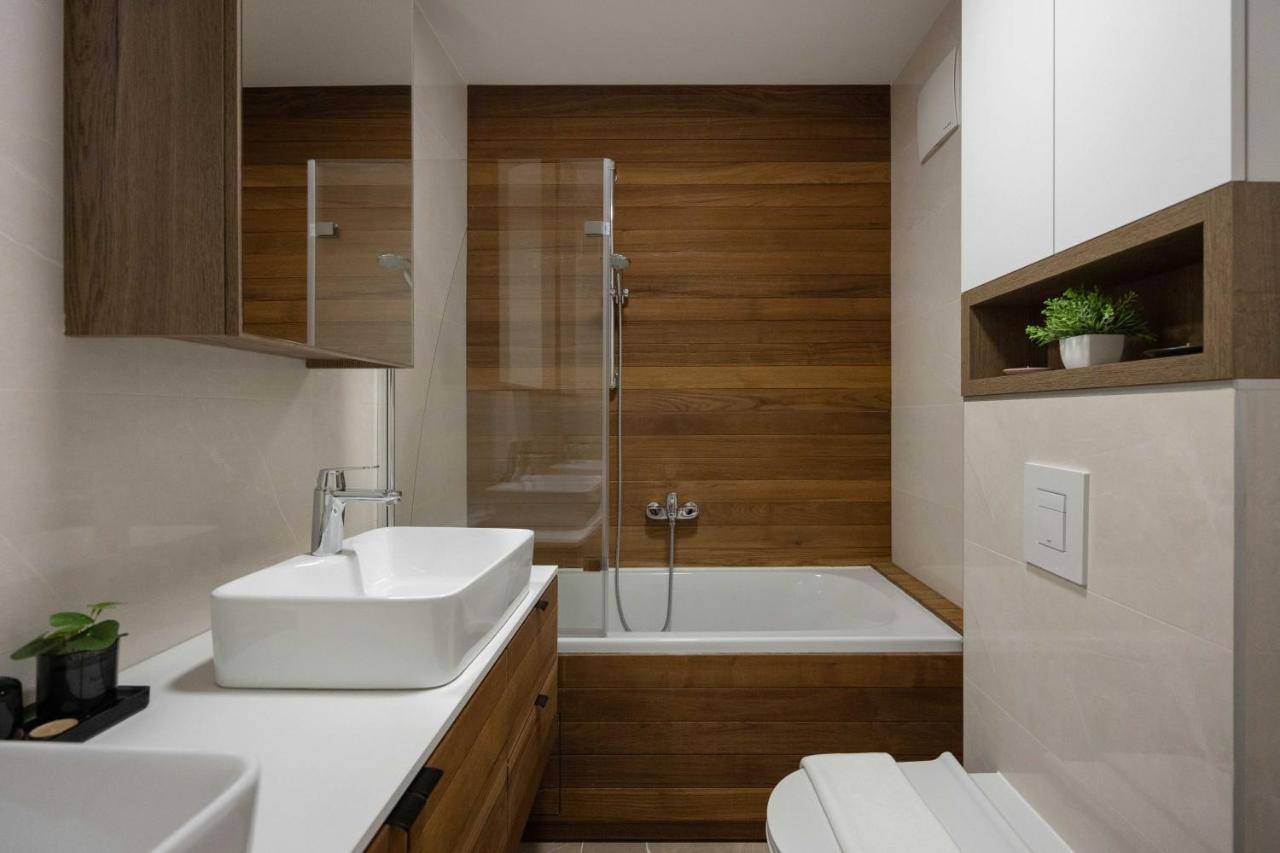 Stylish 2Bdr Apartment- Free Garage Zagreb Luaran gambar