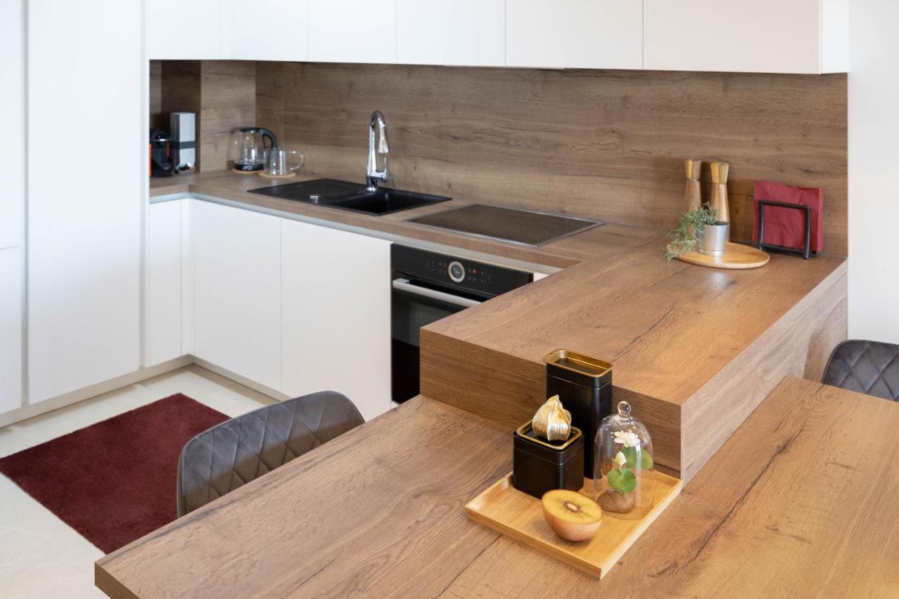 Stylish 2Bdr Apartment- Free Garage Zagreb Luaran gambar