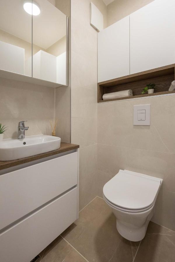 Stylish 2Bdr Apartment- Free Garage Zagreb Luaran gambar